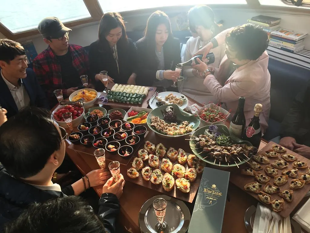 Haeundae Yacht Stay Pusan Botel
