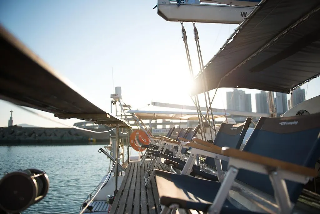 Haeundae Yacht Stay Busan 3*,