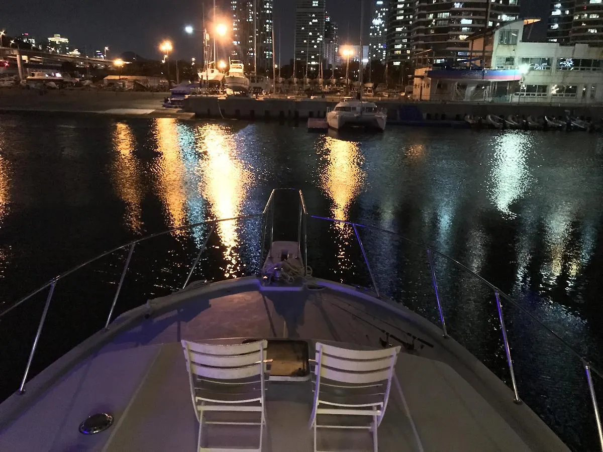 Haeundae Yacht Stay Busan Botel