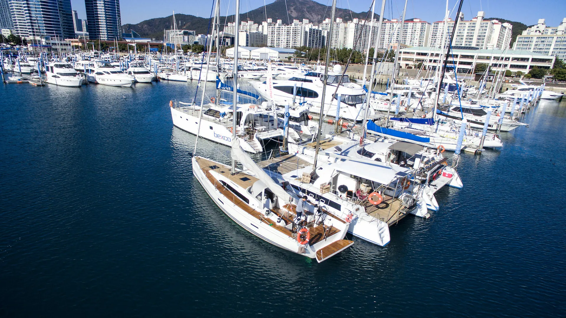 Haeundae Yacht Stay Busan Botel